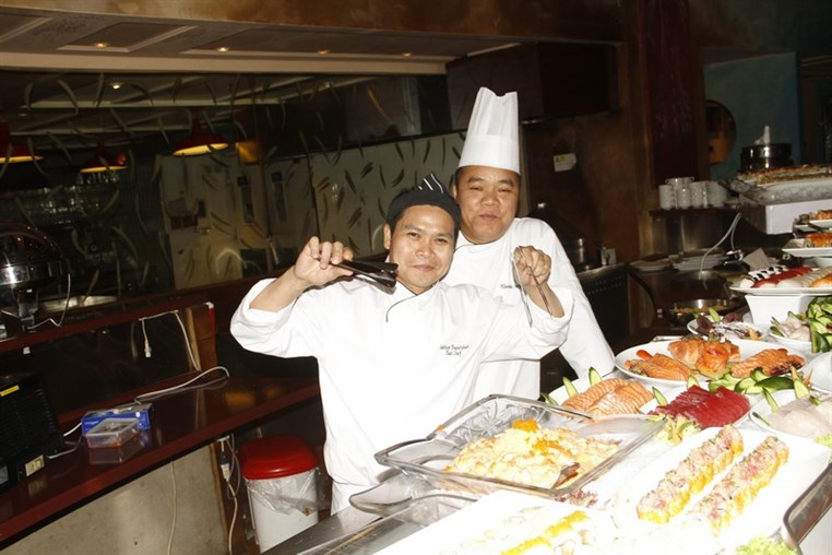 Sushi Night at Wok Wok 